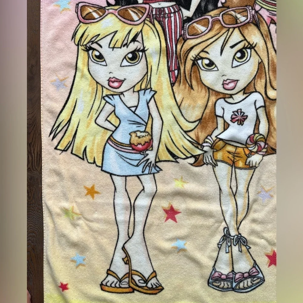 Vintage Y2K LIL BRATZ Funk House Beach Towel Great Condition